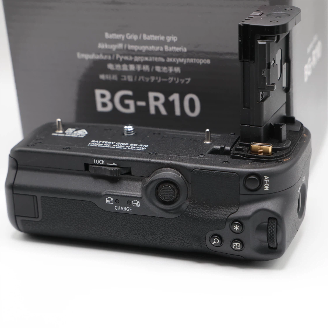 Canon BG-R10 Battery Grip - photo 3