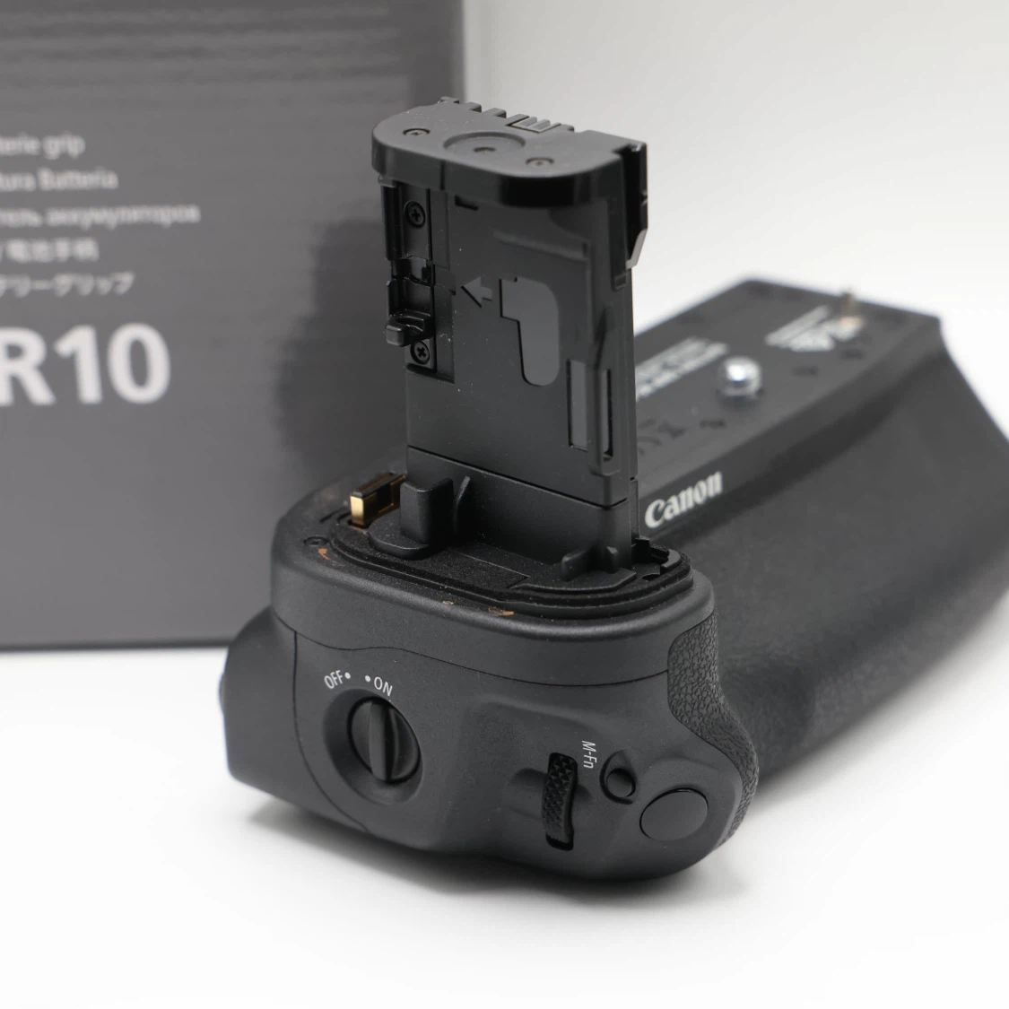 Canon BG-R10 Battery Grip - photo 4
