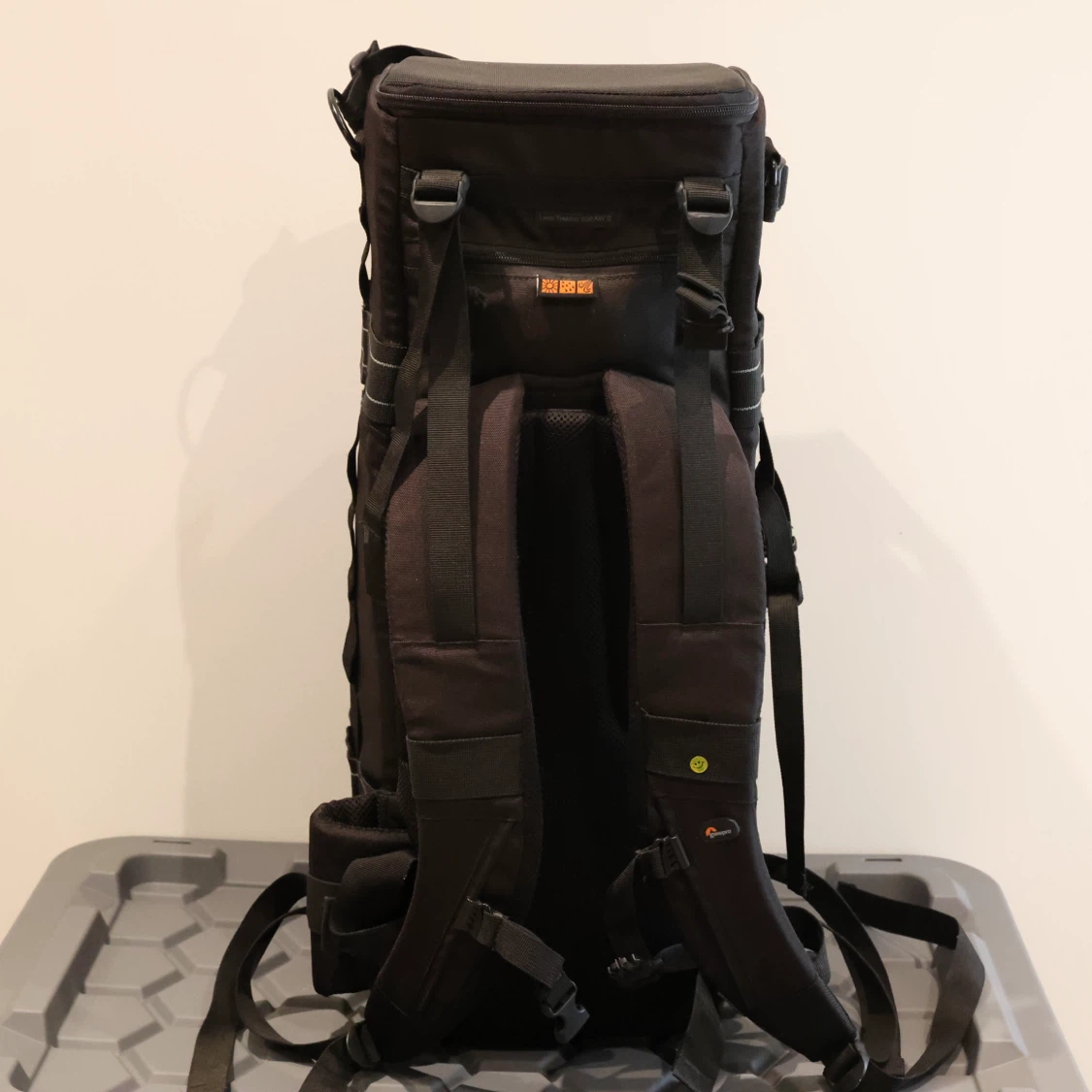 Lowepro Lens Trekker 600 AW II Camera Backpack - photo 5