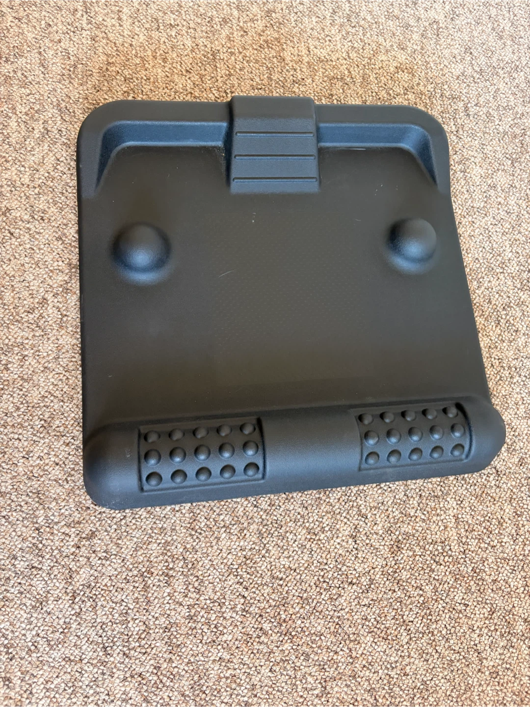 Adjustable Ergonomic Footrest