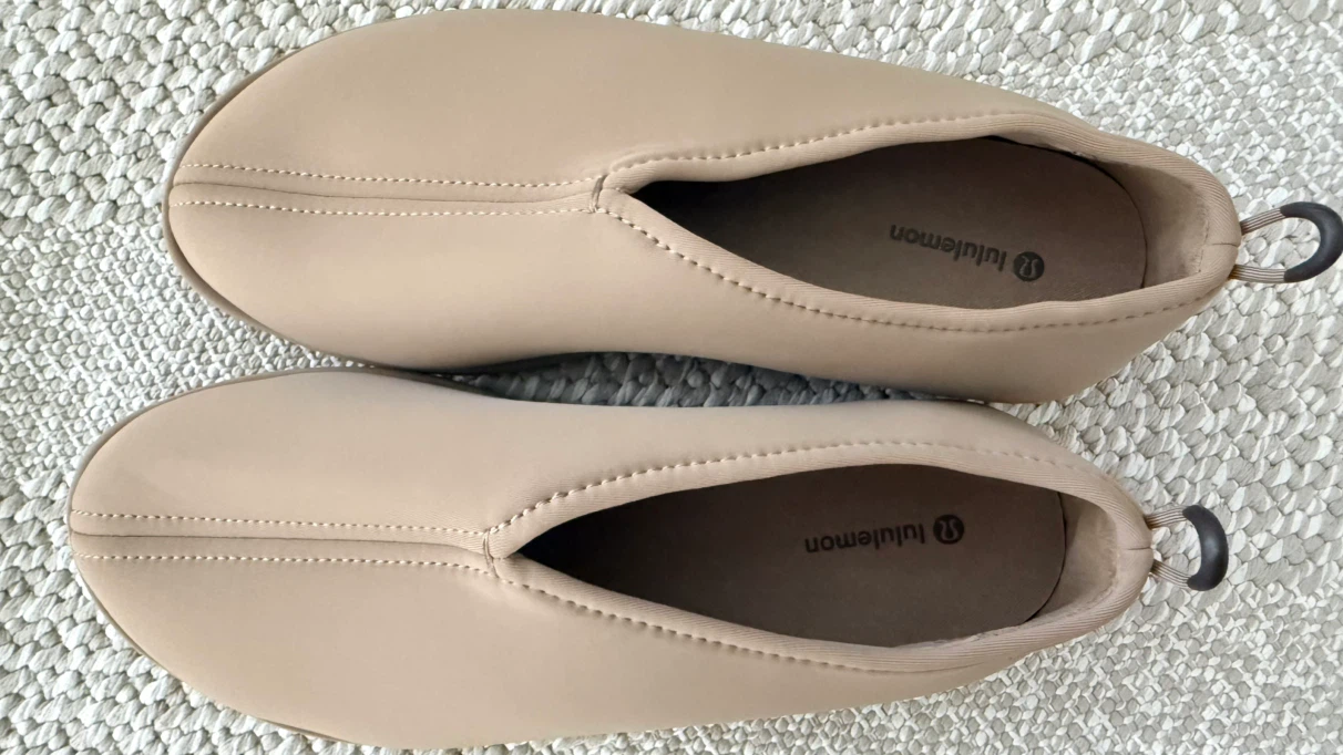 Lululemon Women's mule (Size 9) - photo 4