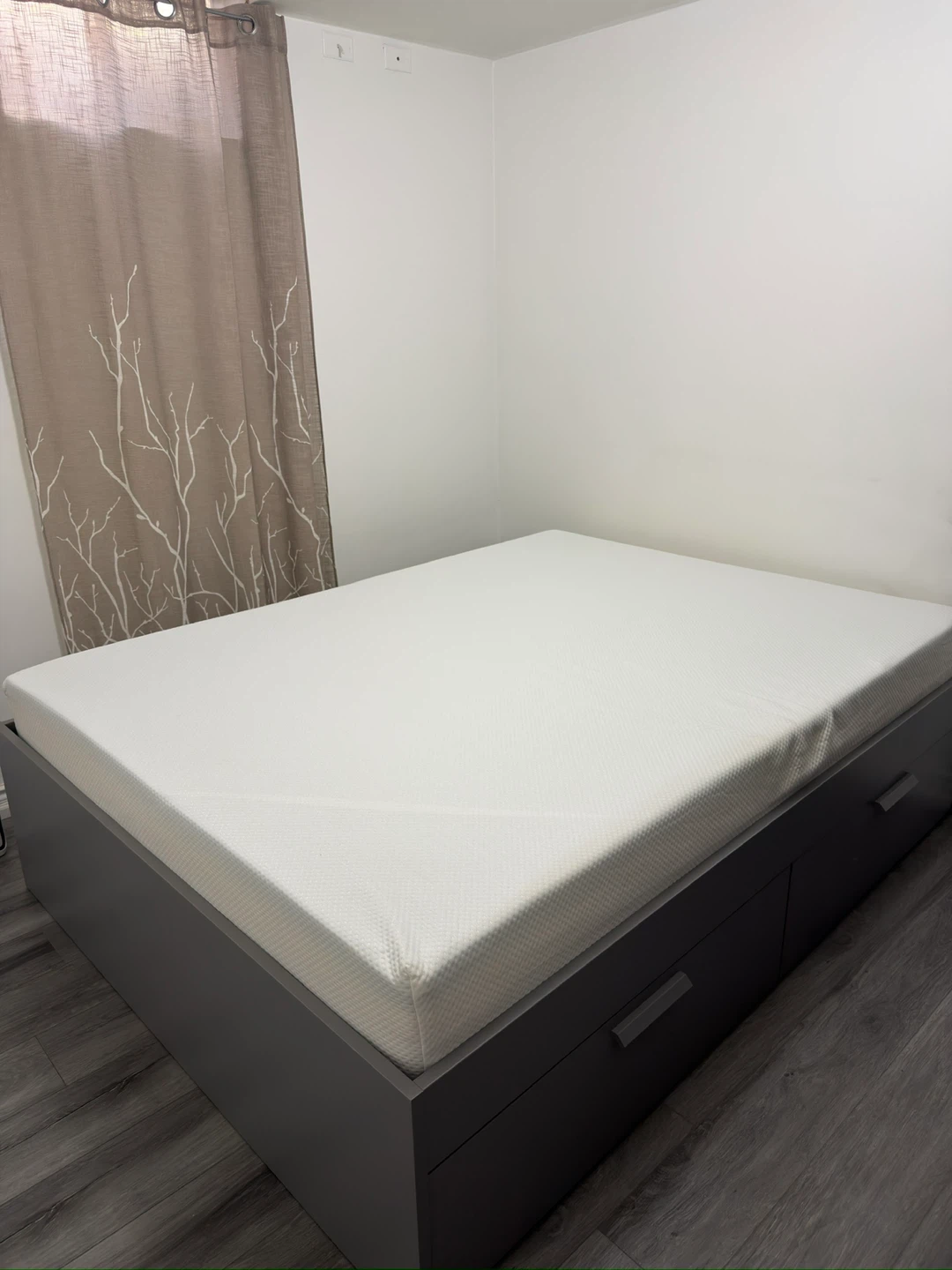 Queen mattress for sale - photo 2