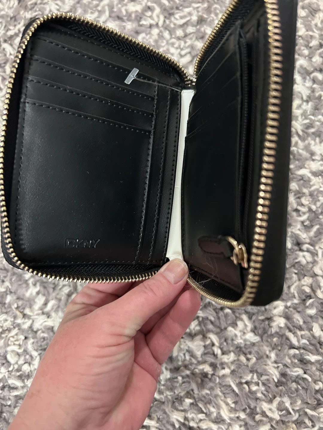 NEW - DKNY Black Zip Around Wallet - photo 3