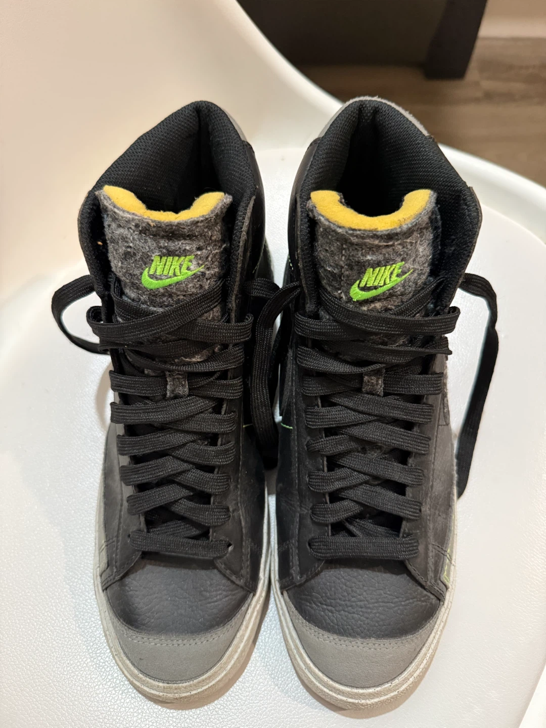 Nike Blazer Mid Black Sneakers