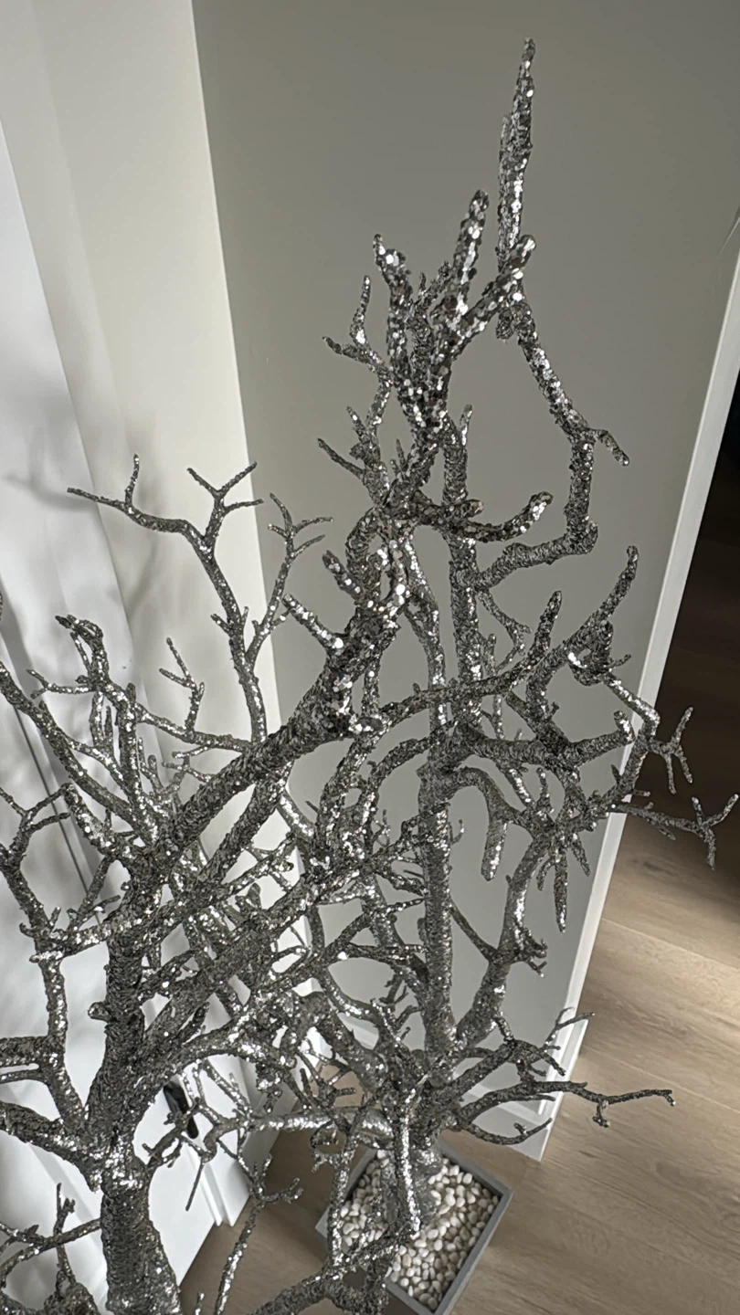 Set of two decorative silver 4ft glitter trees - photo 2