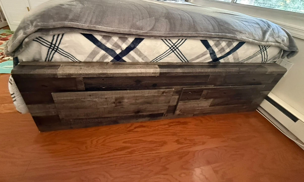 Rustic Plank Wood Bedroom Set - photo 3