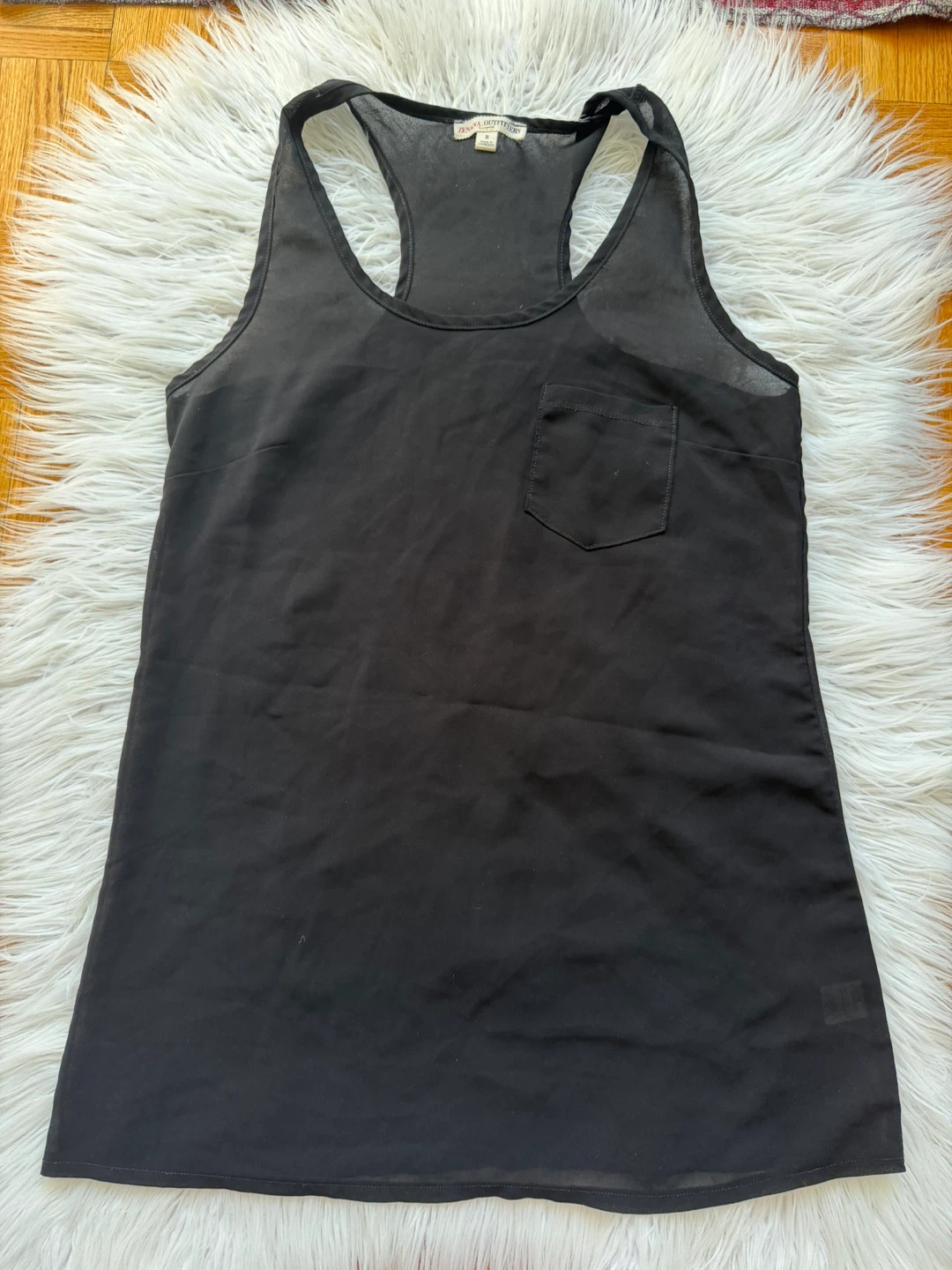 Zenana Outfitters black racerback tank top