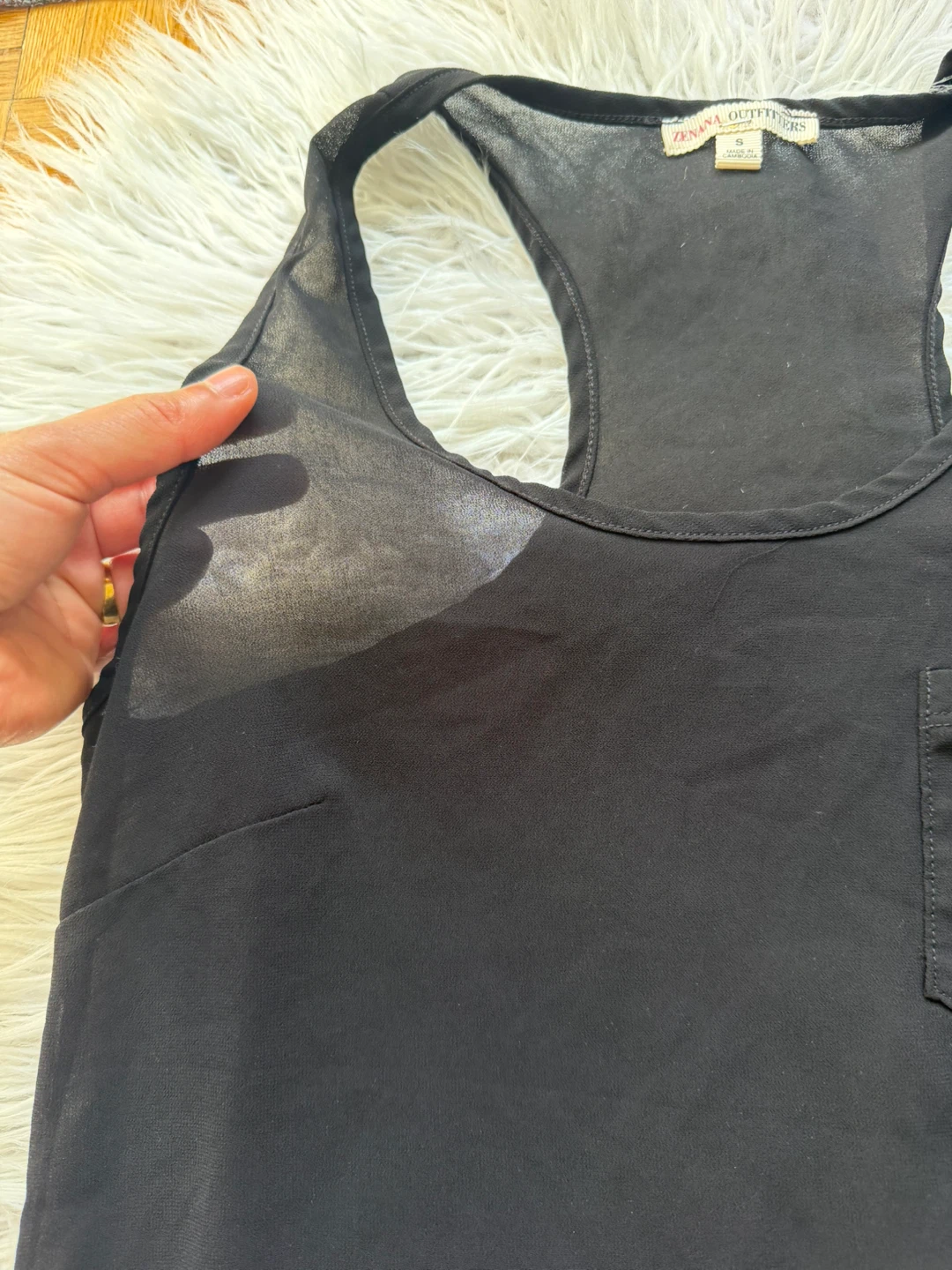 Zenana Outfitters black racerback tank top - photo 3