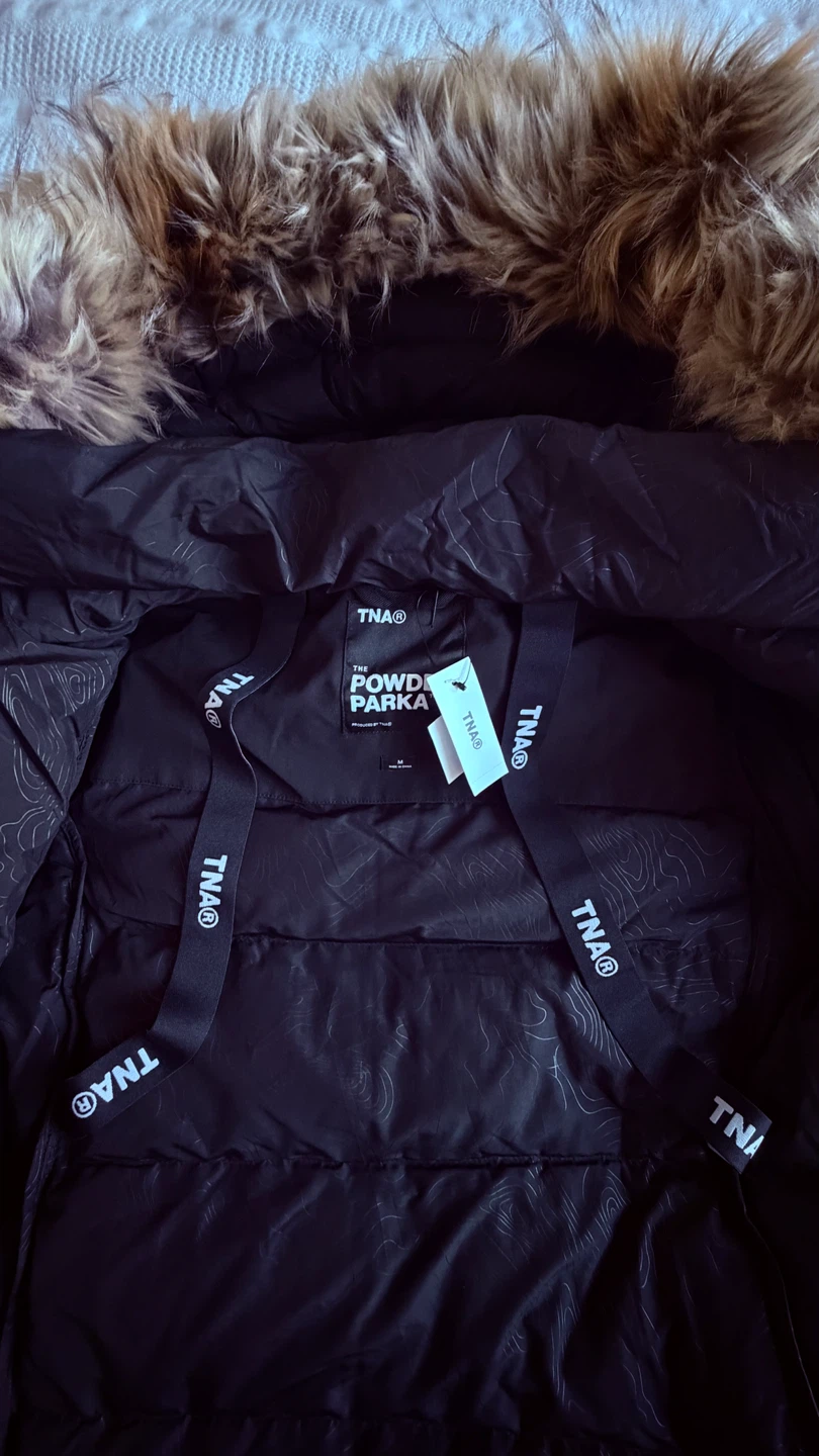 Aritzia TNA The Powder Parka (M)– BRAND NEW WITH TAGS - photo 3