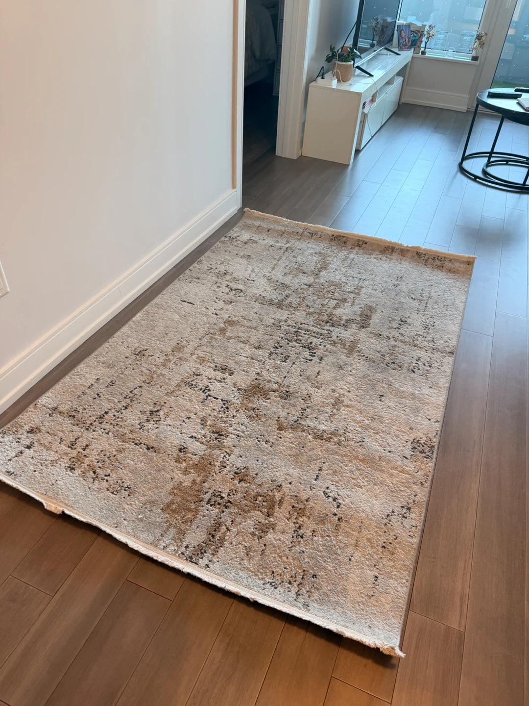 Abstract Area Rug, Grey and Gold (4 by 6) - photo 4