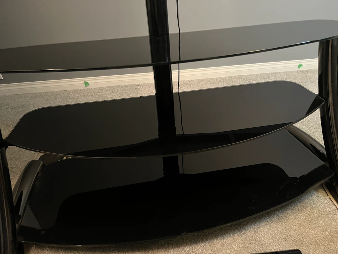 TV - glass and metal - photo 2