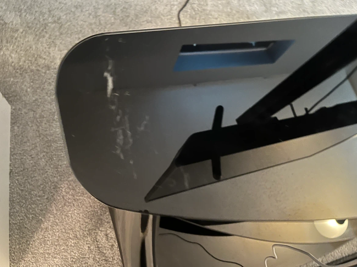 TV - glass and metal - photo 4
