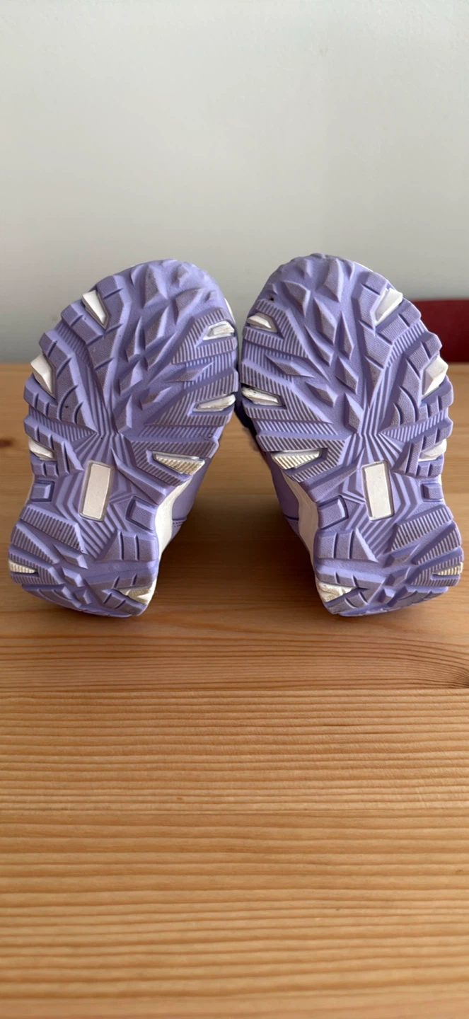 Girls Size 5 Winter Boots - photo 3