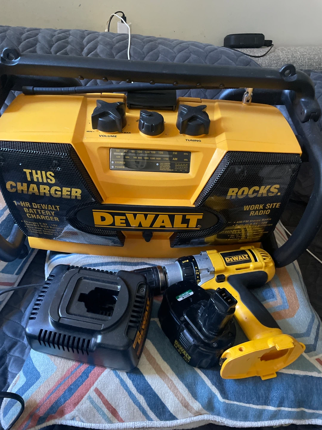DeWalt Work Site Radio, Drill, Battery and Charger Set