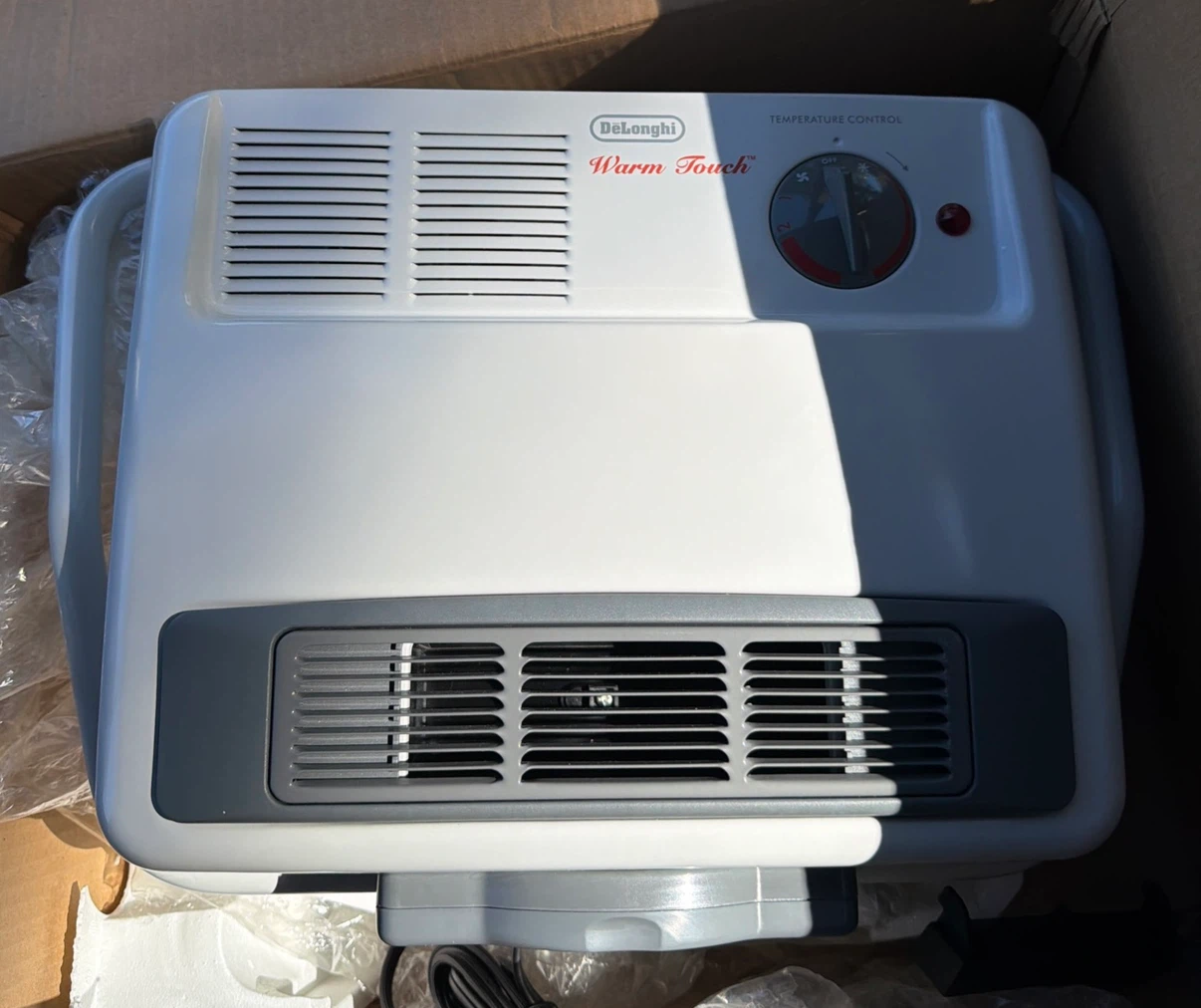 DeLonghi Warm Touch Space Heater - photo 2