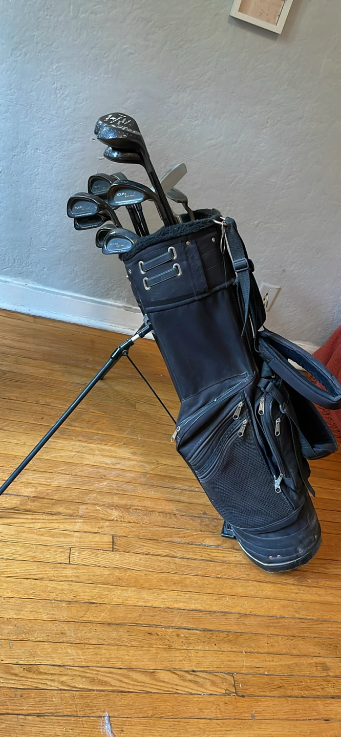 Golfsmith Black Hawk Golf Club Set with Bag