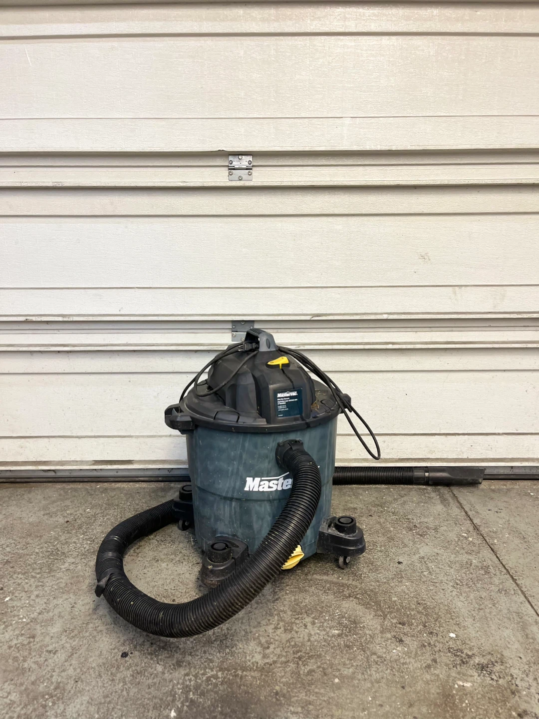 Mastervac 10-Gallon Wet/Dry Vacuum - photo 4