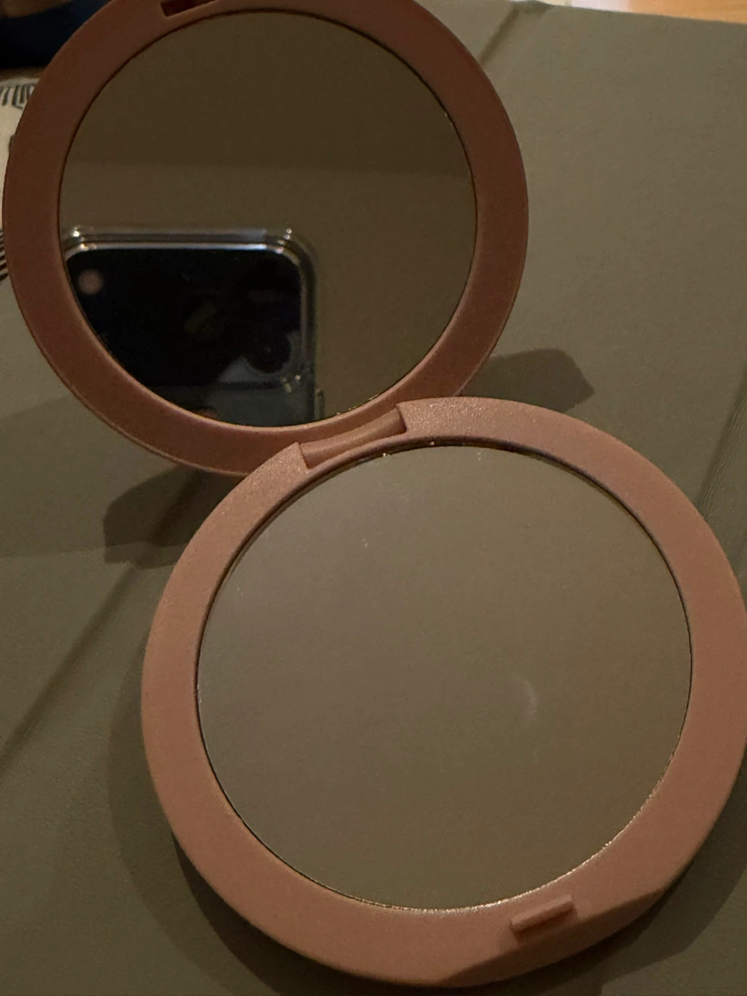 Dior Quilted Compact Mirror - photo 2