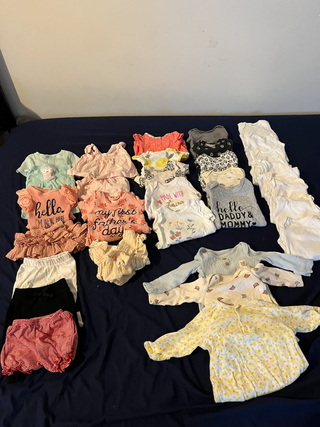 NEWBORN BABYGIRL CLOTHING BUNDLE - photo 2