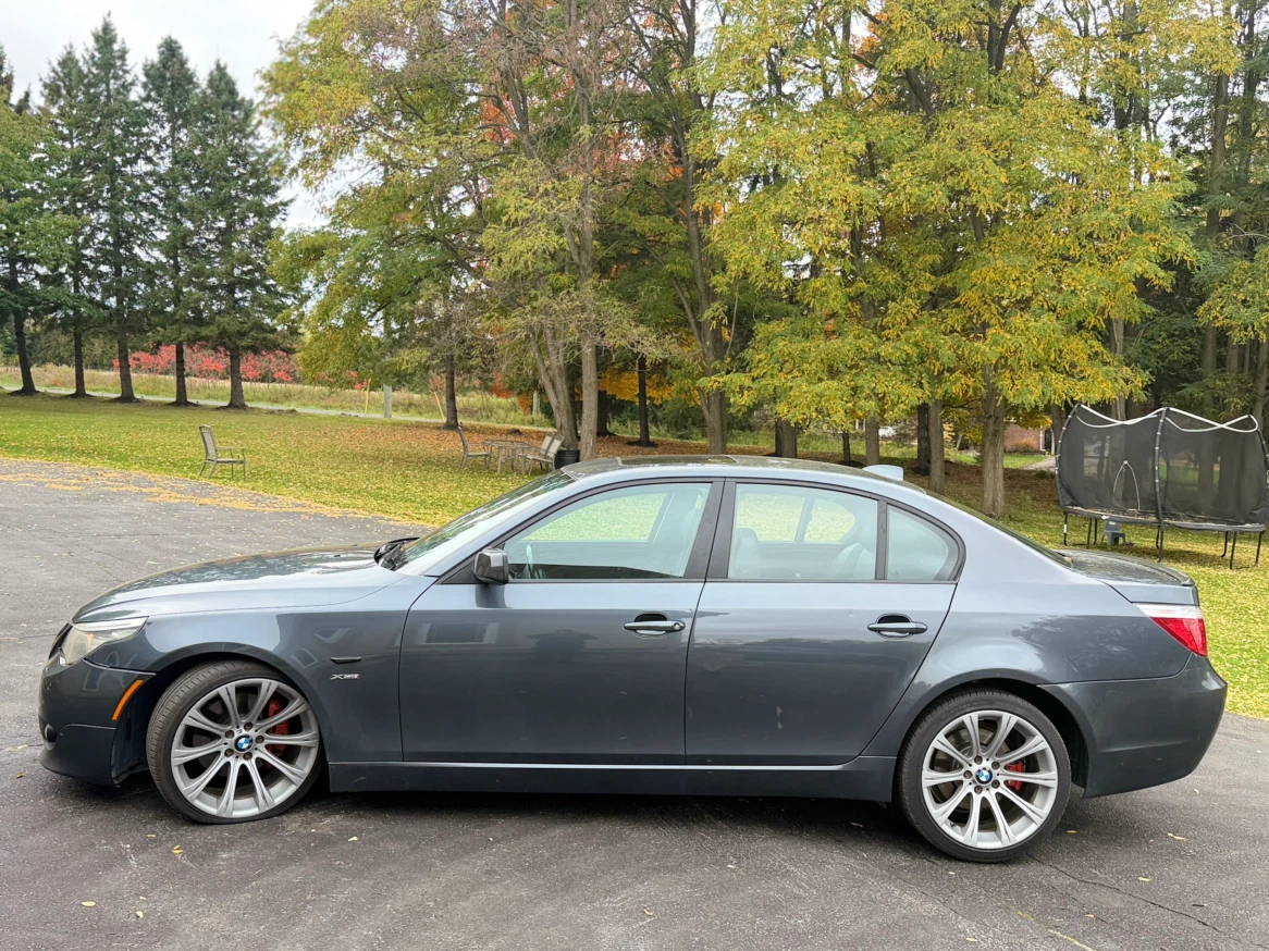 2009 BMW 5 series- Mint Condition - photo 4