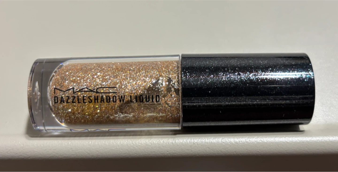 NEW-MAC Dazzleshadow Liquid Eyeshadow