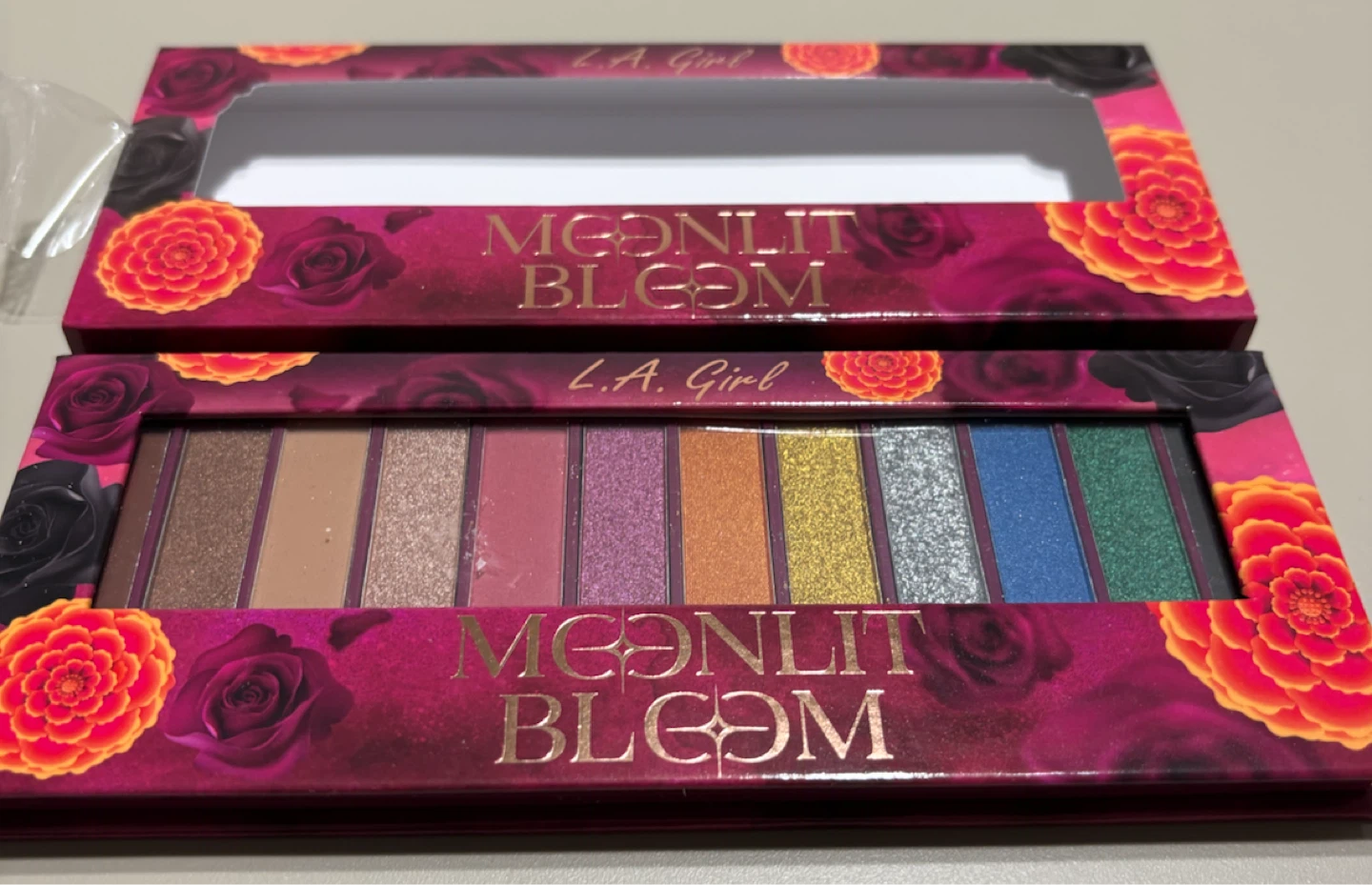NEW-L.A. Girl Moonlit Bloom Eyeshadow Palette