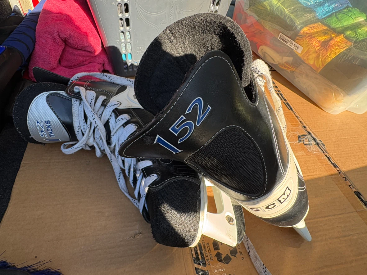 CCM 152 Tacks Hockey Skates - photo 4
