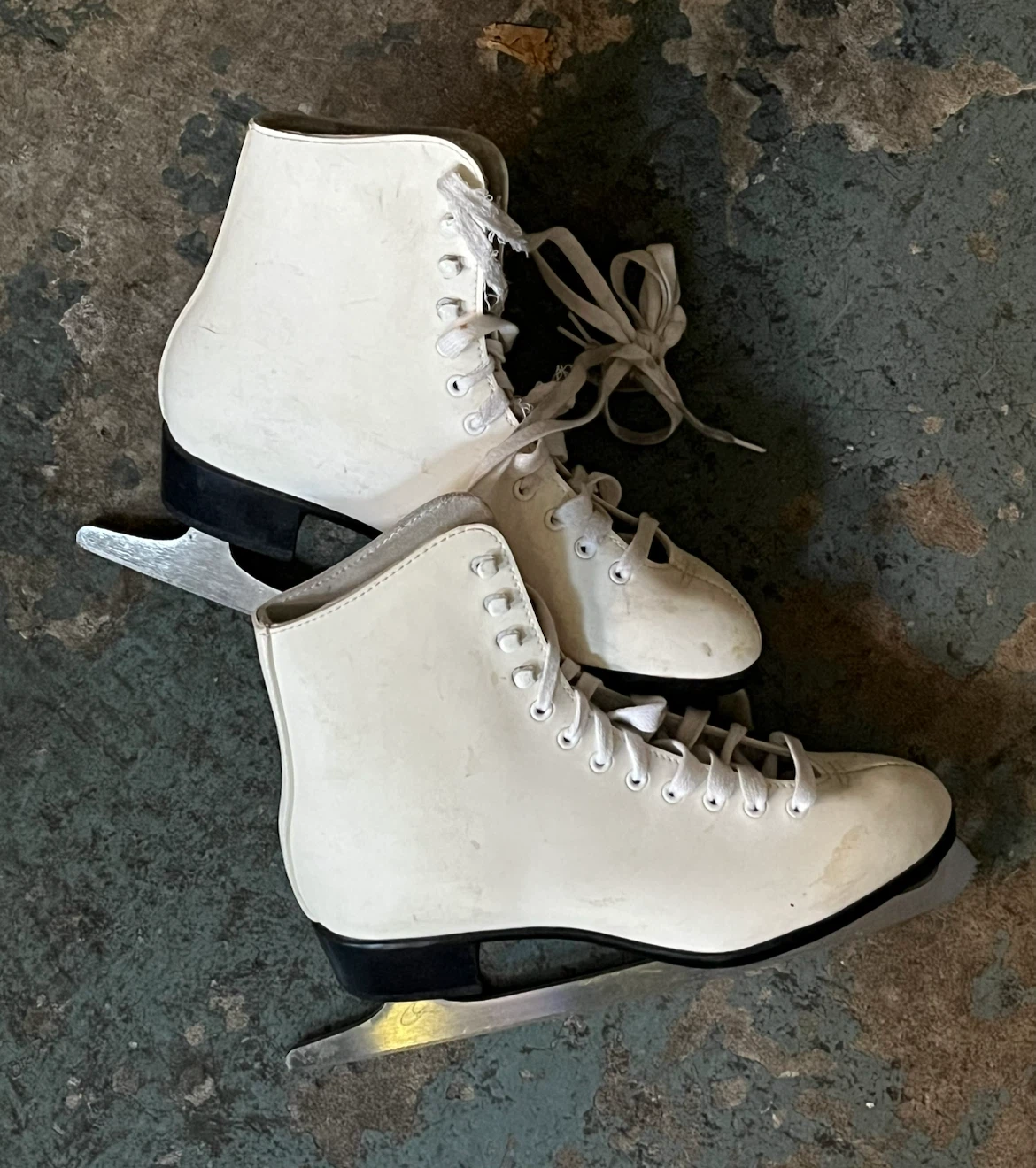 Women skates