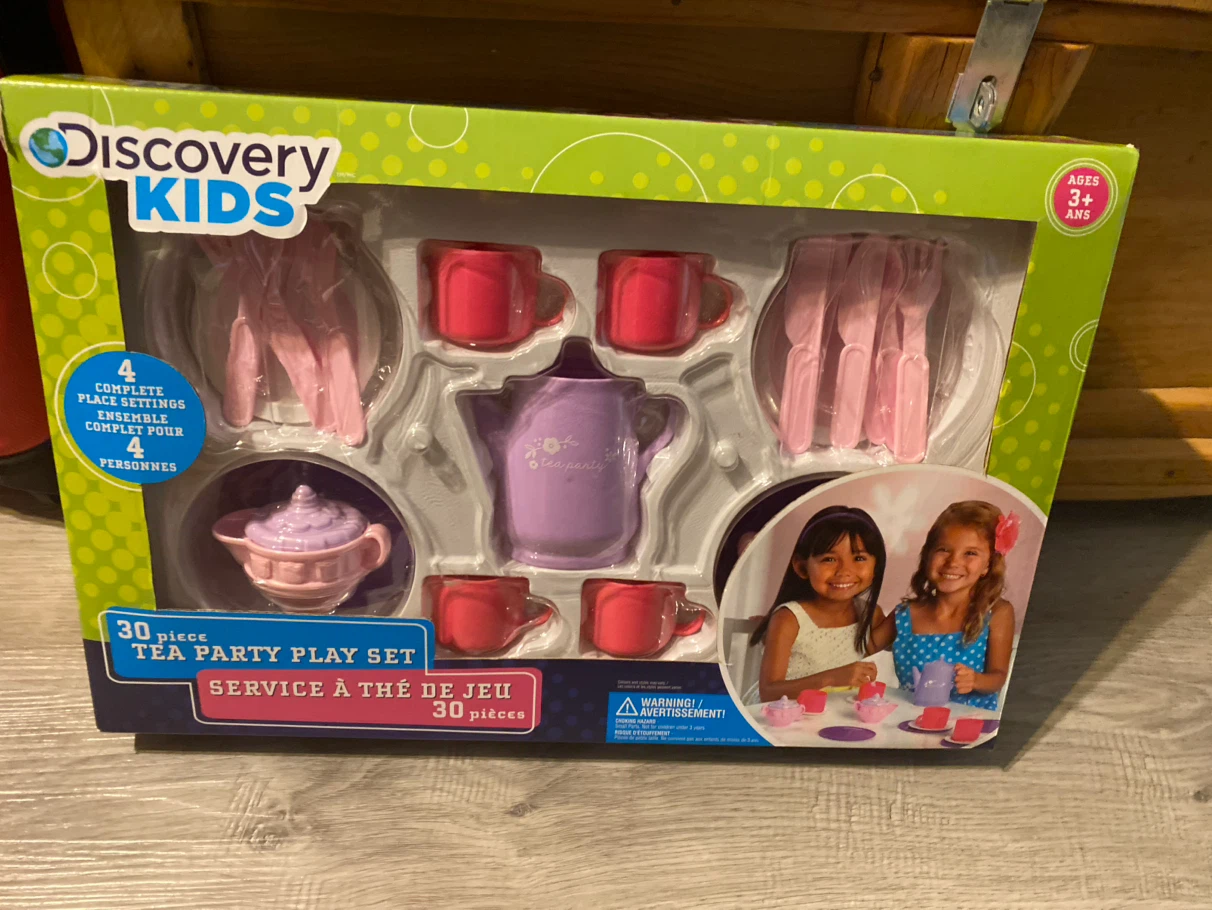 Discovery Kids 30-Piece Tea Party Play Set