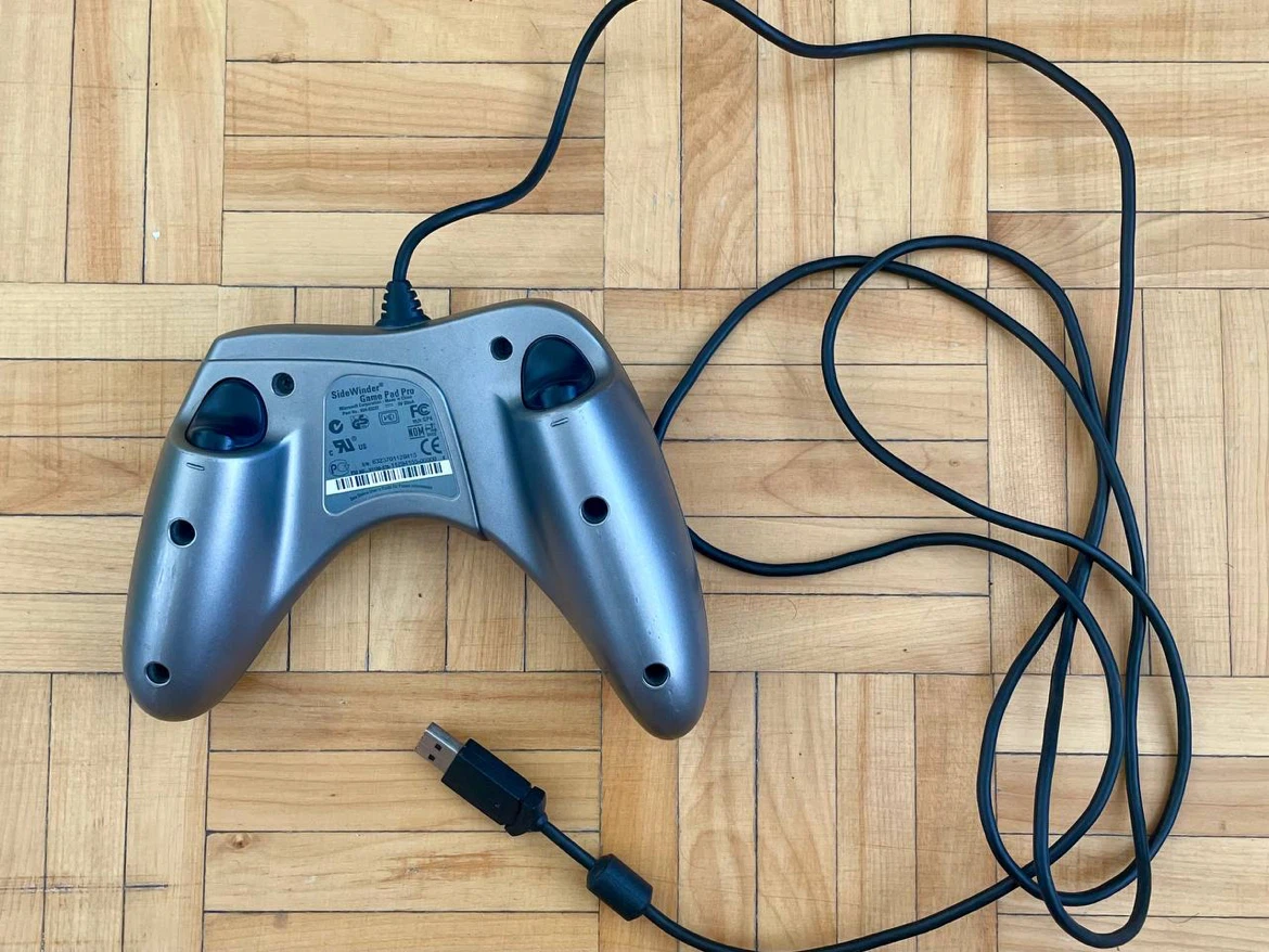 Retro controller - photo 2