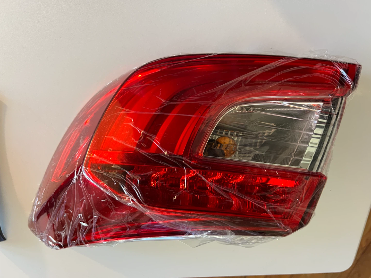 RIGHT SIDE TAIL LIGHT FOR 2018-2022 HONDA ACCORD - photo 2