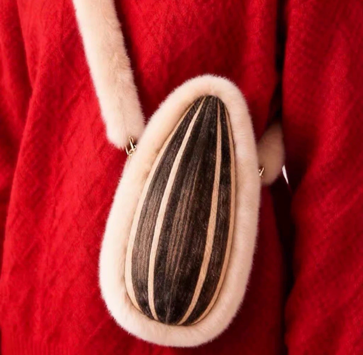 Sunflower Seed Plush Shoulder Bag - photo 5