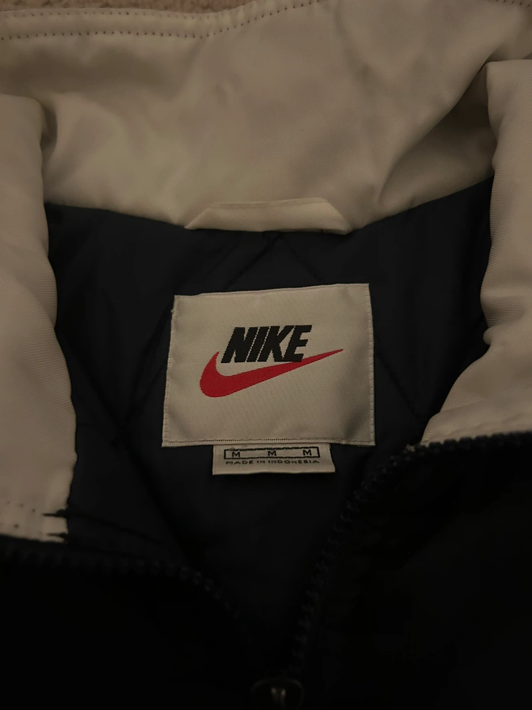 Medium Nike Black and White Jacket - photo 4