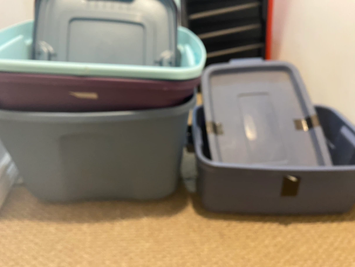 Rubbermaid Storage Containers