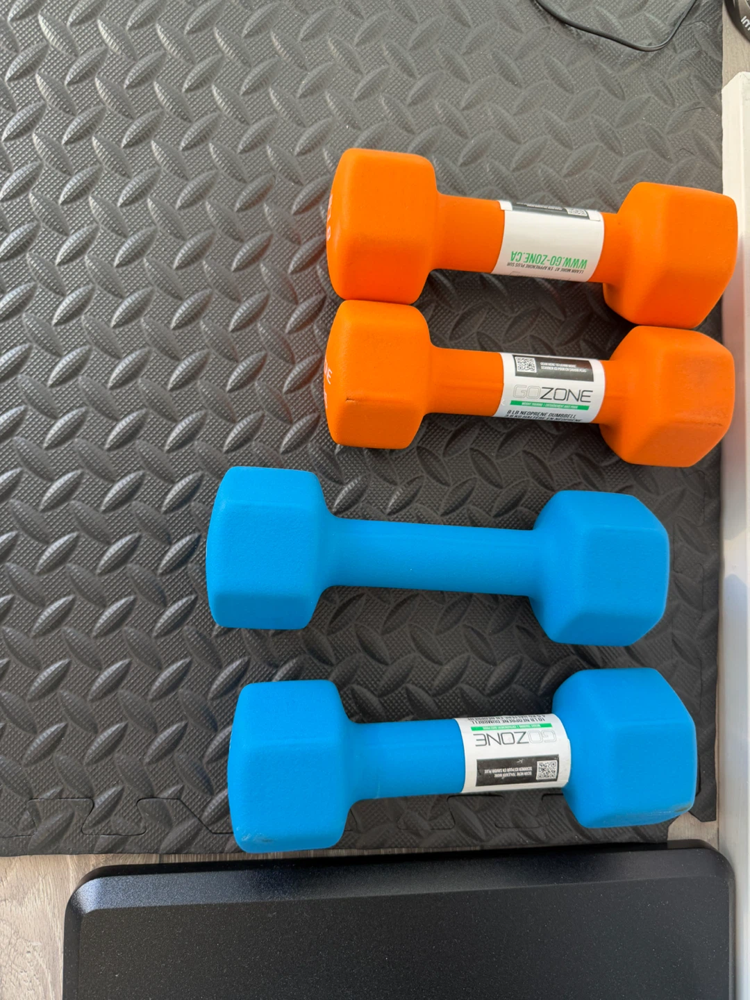 GoZone 8lb and 10lb Neoprene Dumbbells