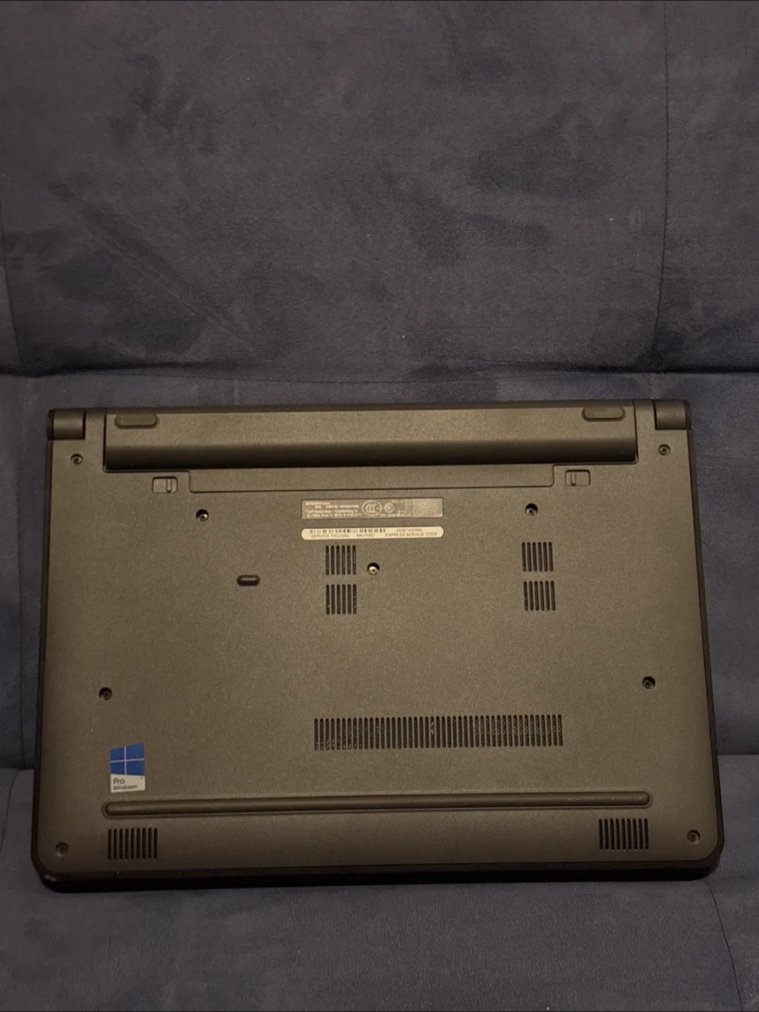 Dell Latitude 3350 Laptop Core i3 - photo 4