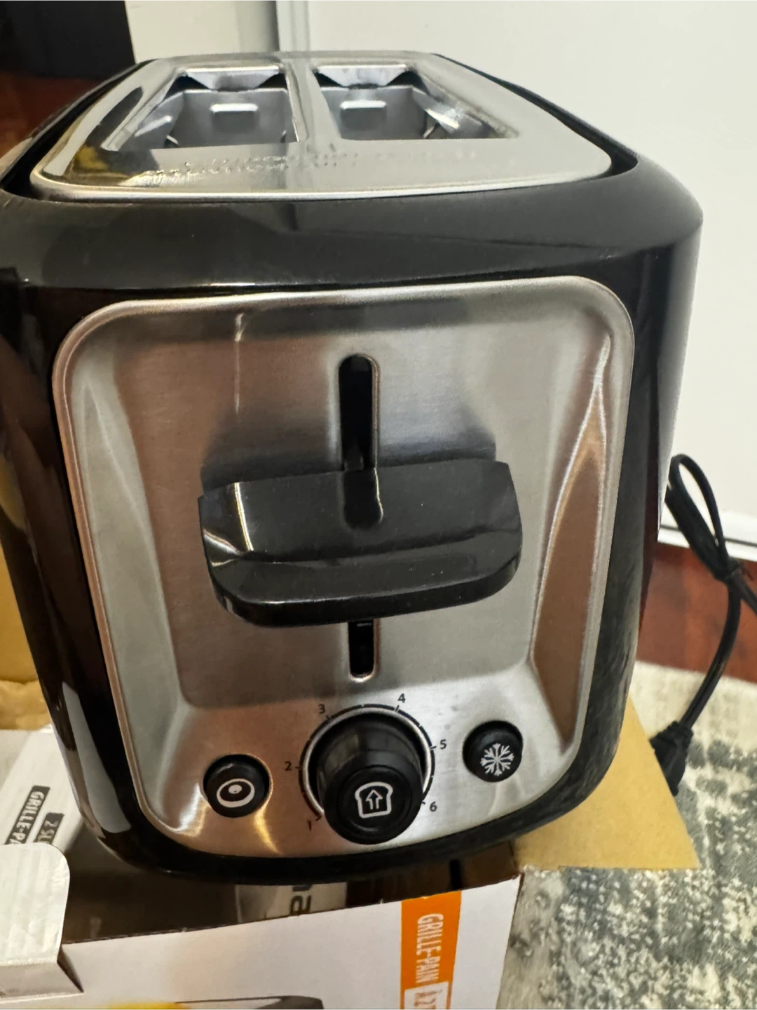Toastmaster 2-Slice Toaster - photo 3