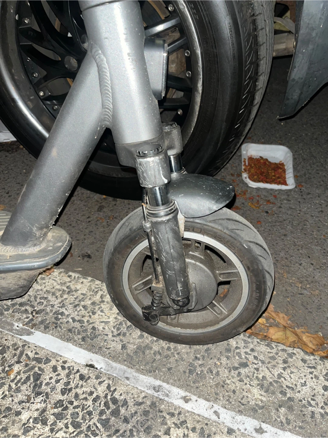Yadea KS6 Pro Electric Scooter - photo 5