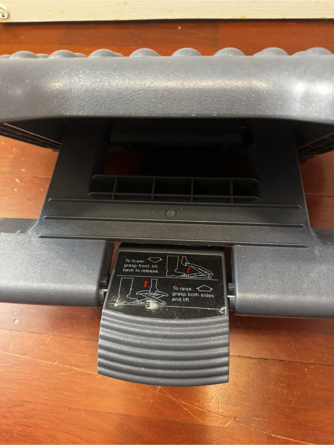 Adjustable Office Footrest - photo 2