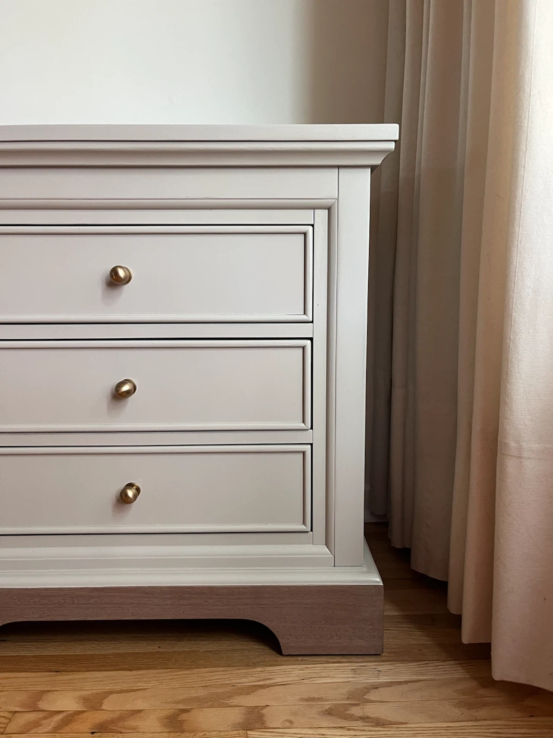 Custom King Size Nightstands with 3-drawer Storage - photo 5