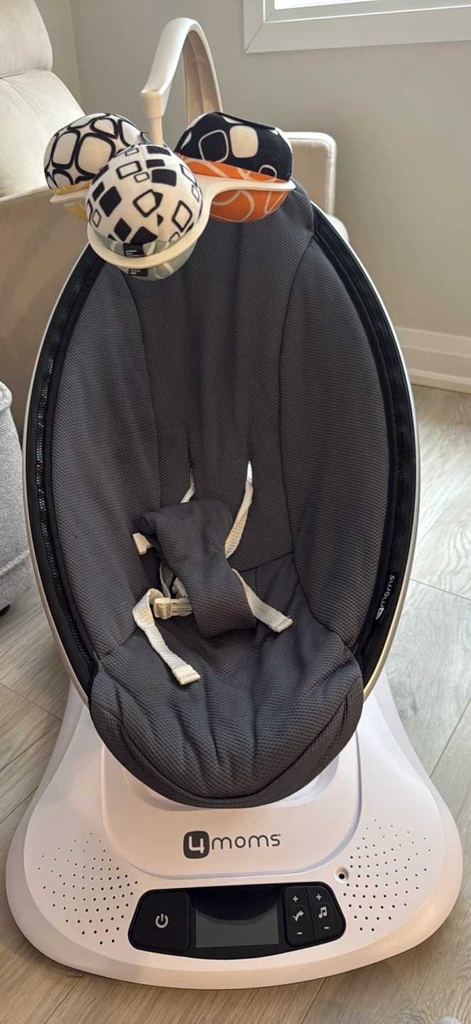 4moms MamaRoo Multi-Motion Baby Swing
