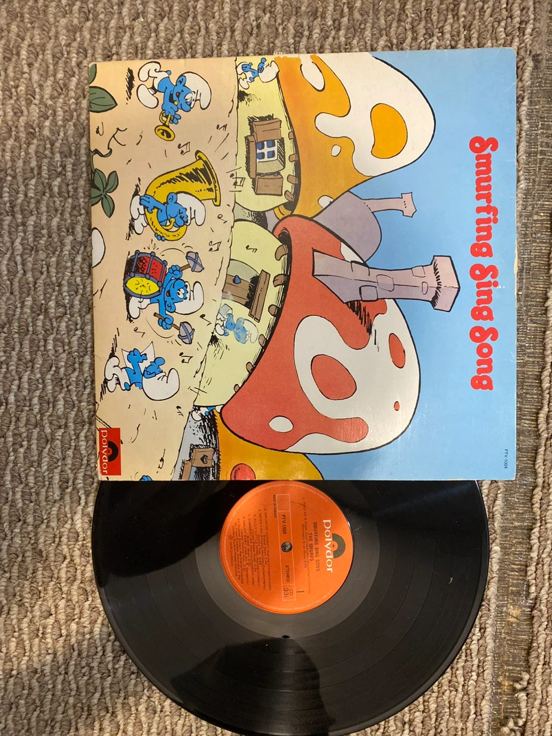 3 Vintage Smurfs Vinyl Records - photo 3