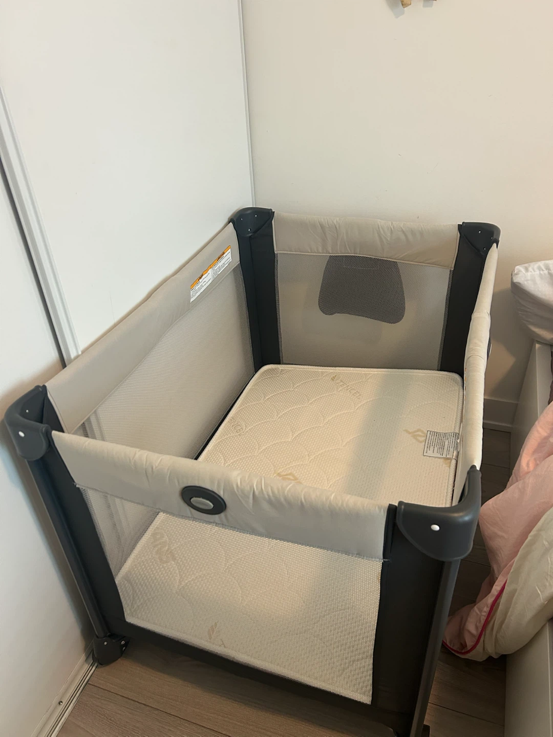 Graco playpen