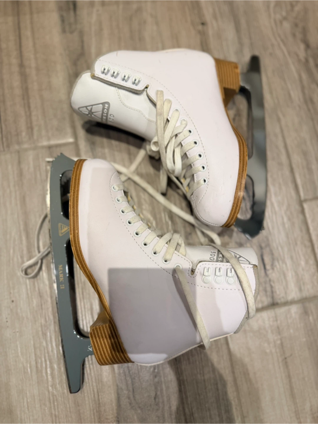 Jackson 500 Figure Skates White Size 6