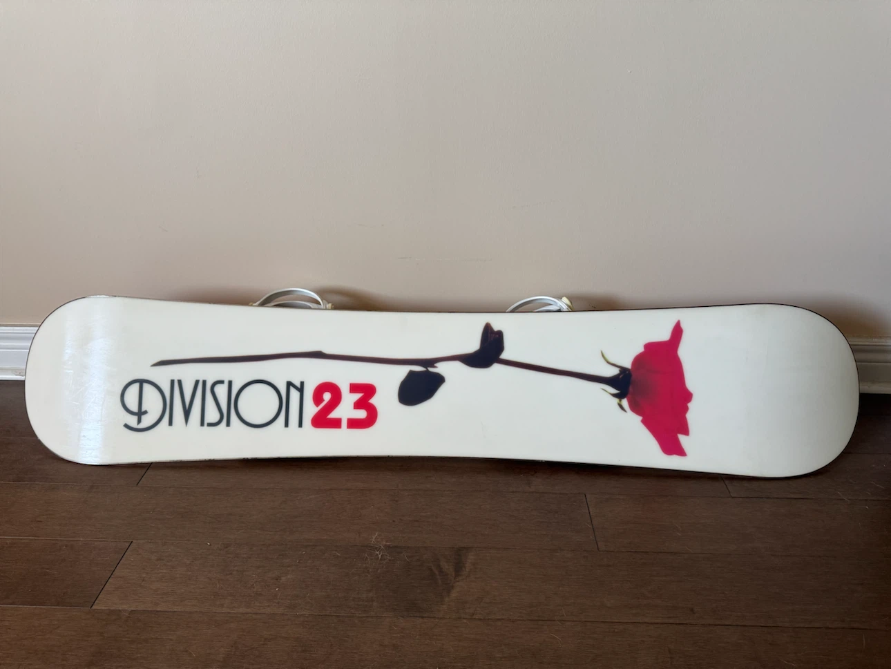 Snowboard Set - Board, Boots (Size 7.5) & Bindings - photo 4