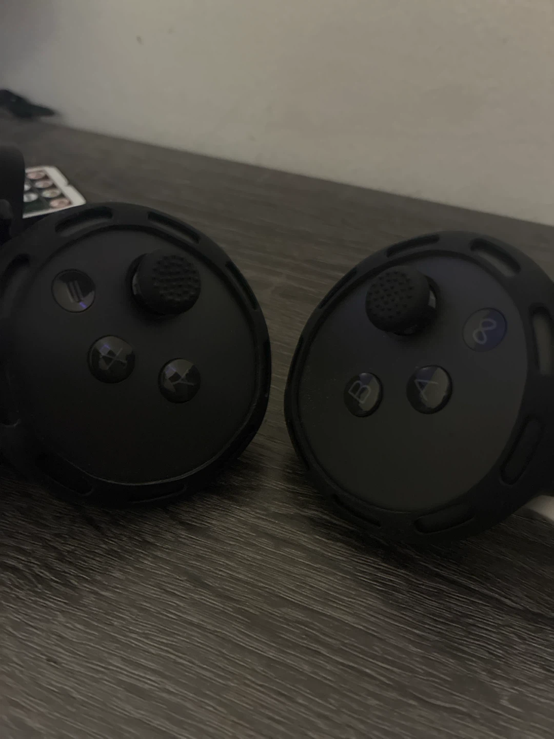 Meta Quest 3 VR Headset with Controllers - photo 5