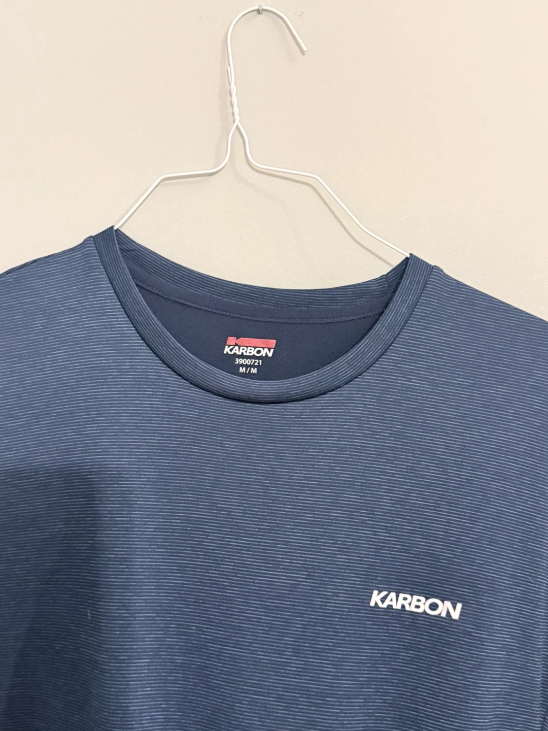 Men's Karbon Athletic Performance T-Shirt – Size Medium - photo 3