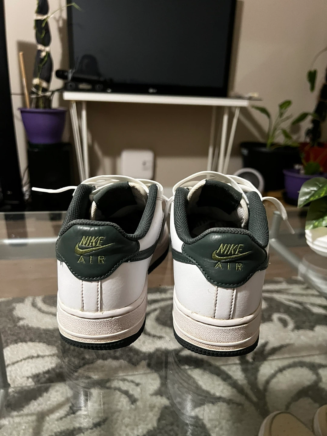 Nike Air Force 1 Low White and Green 5.5y us