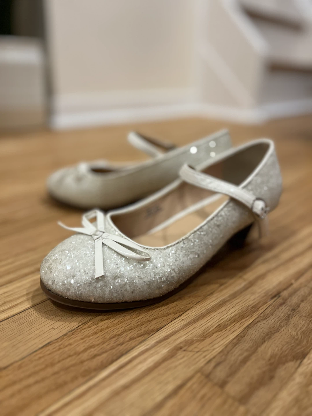 Girls glitter mary jane heels - photo 2