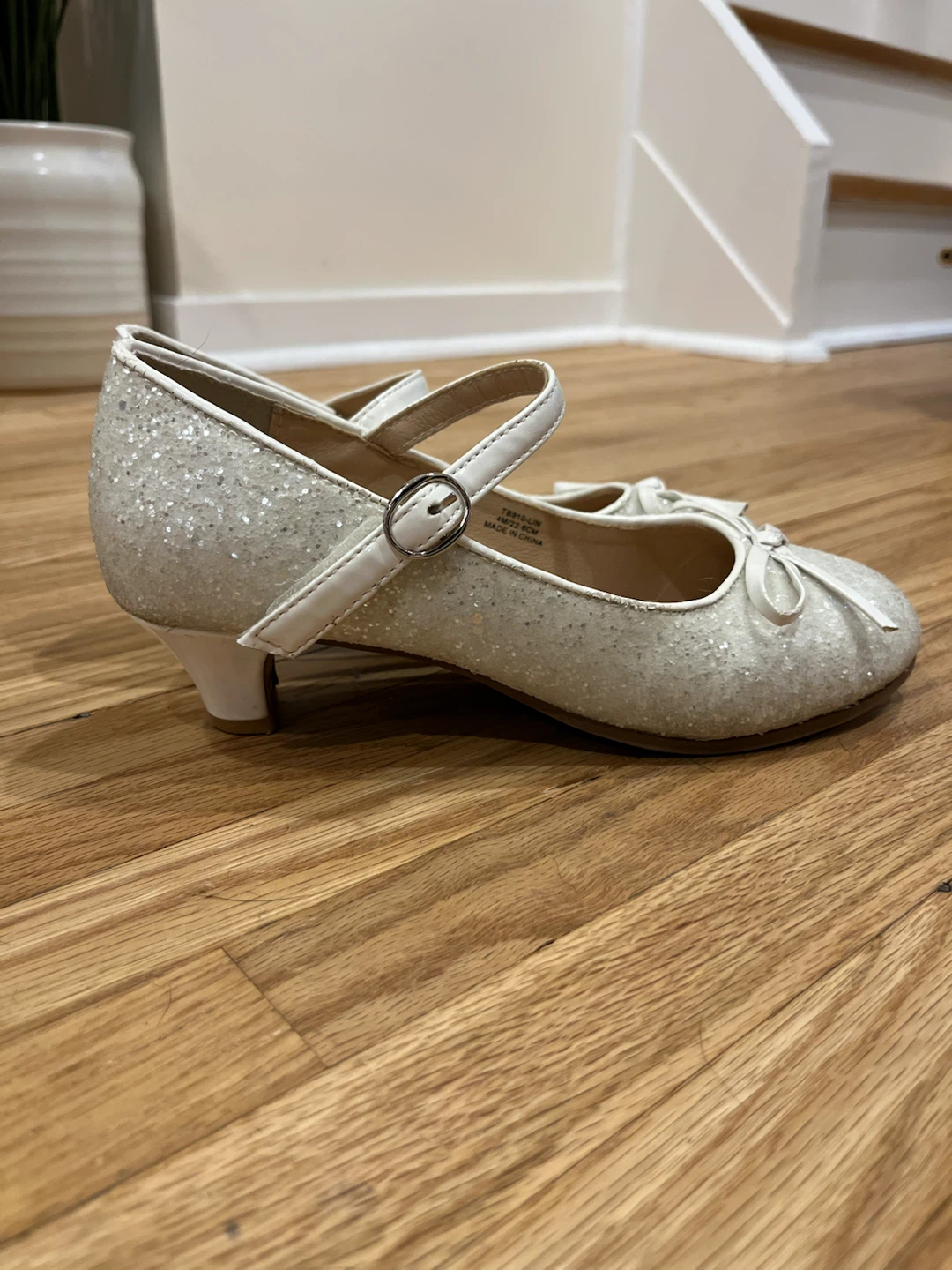 Girls glitter mary jane heels - photo 4